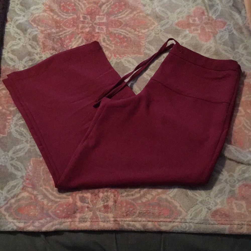 SH Collection High Waist Maroon Crop Pants